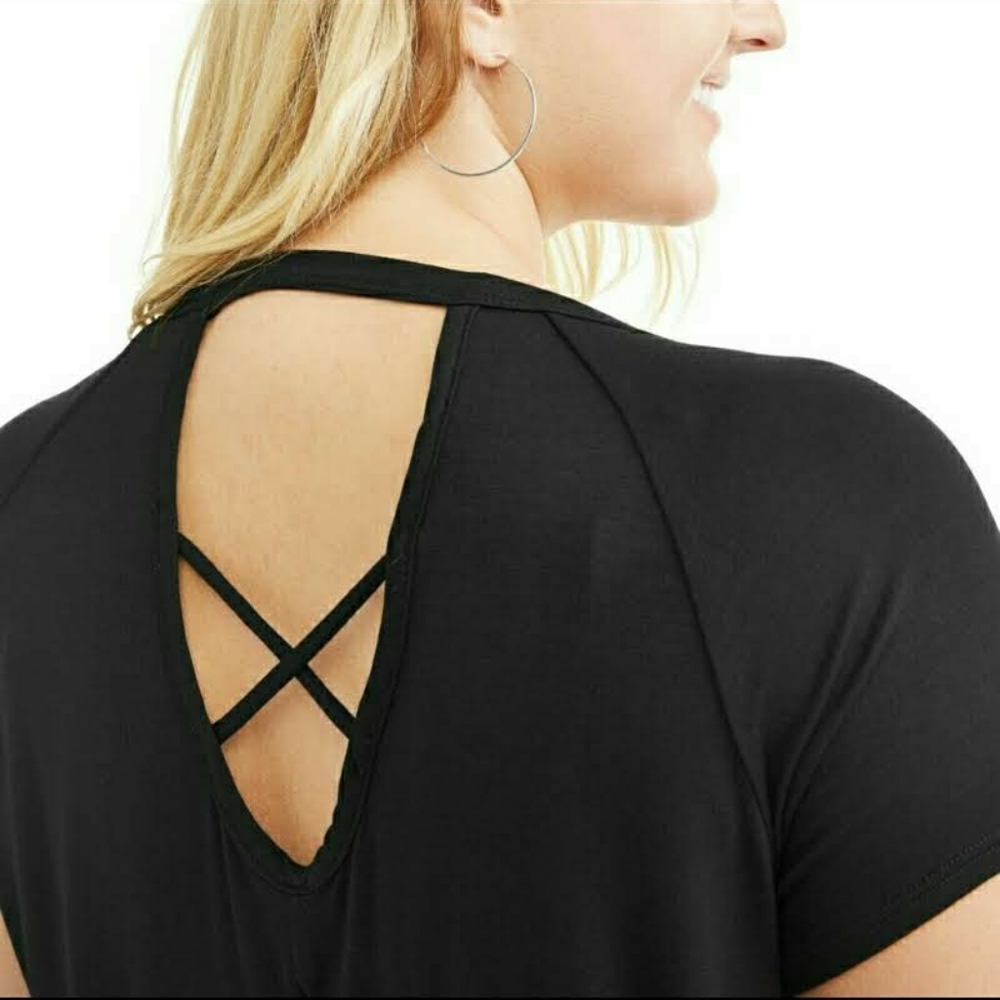 Eye Candy Hi - Lo Graphic Tee With Cutout Back - Picture 3 of 10